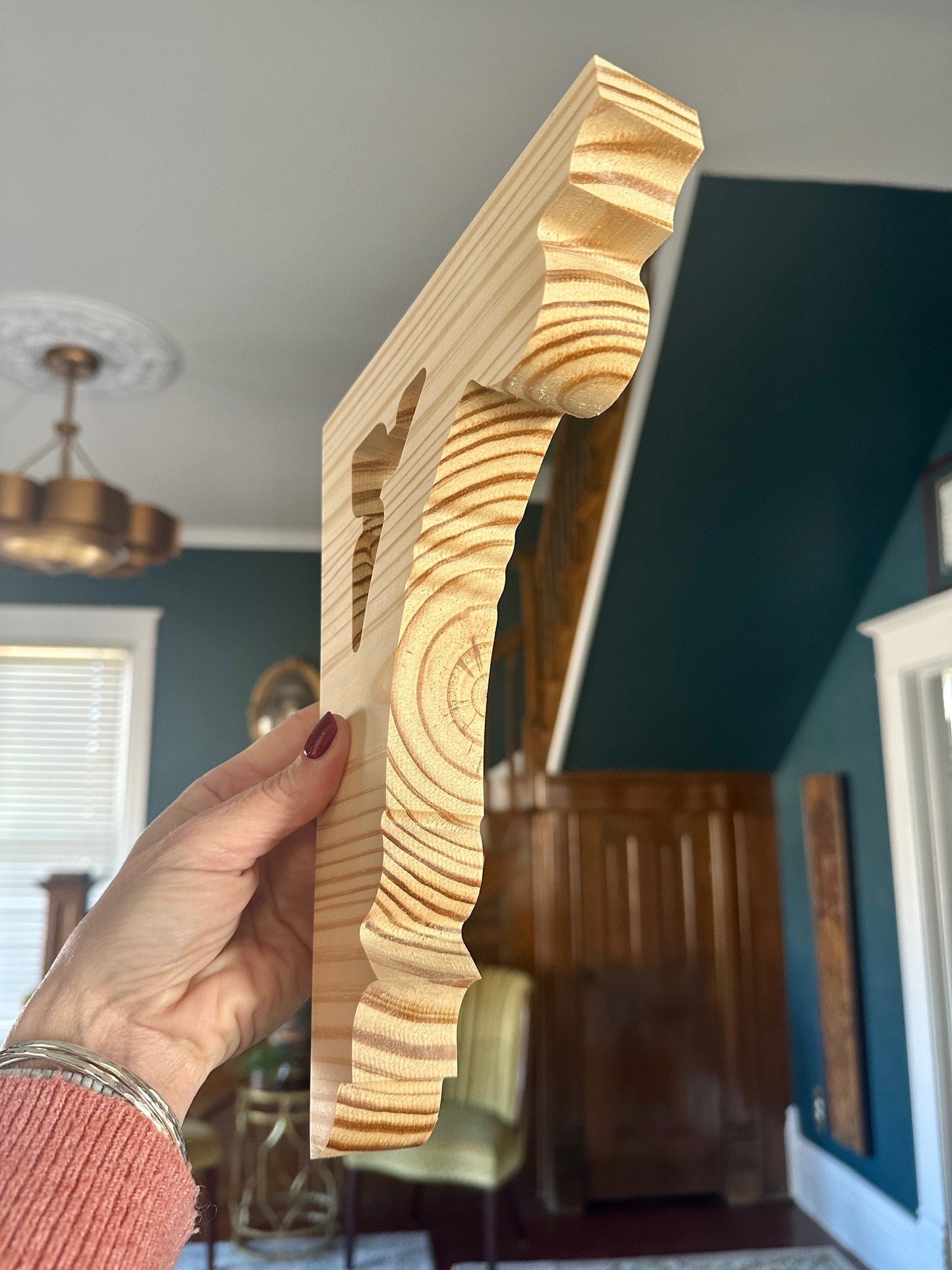 Cottage Scroll Porch Brackets