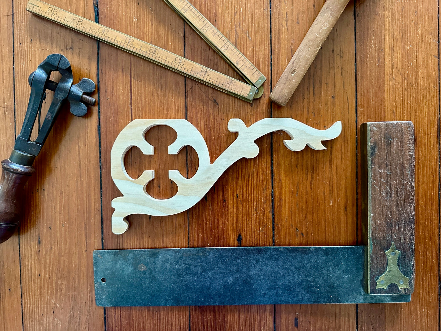 Cross Stair Riser Brackets