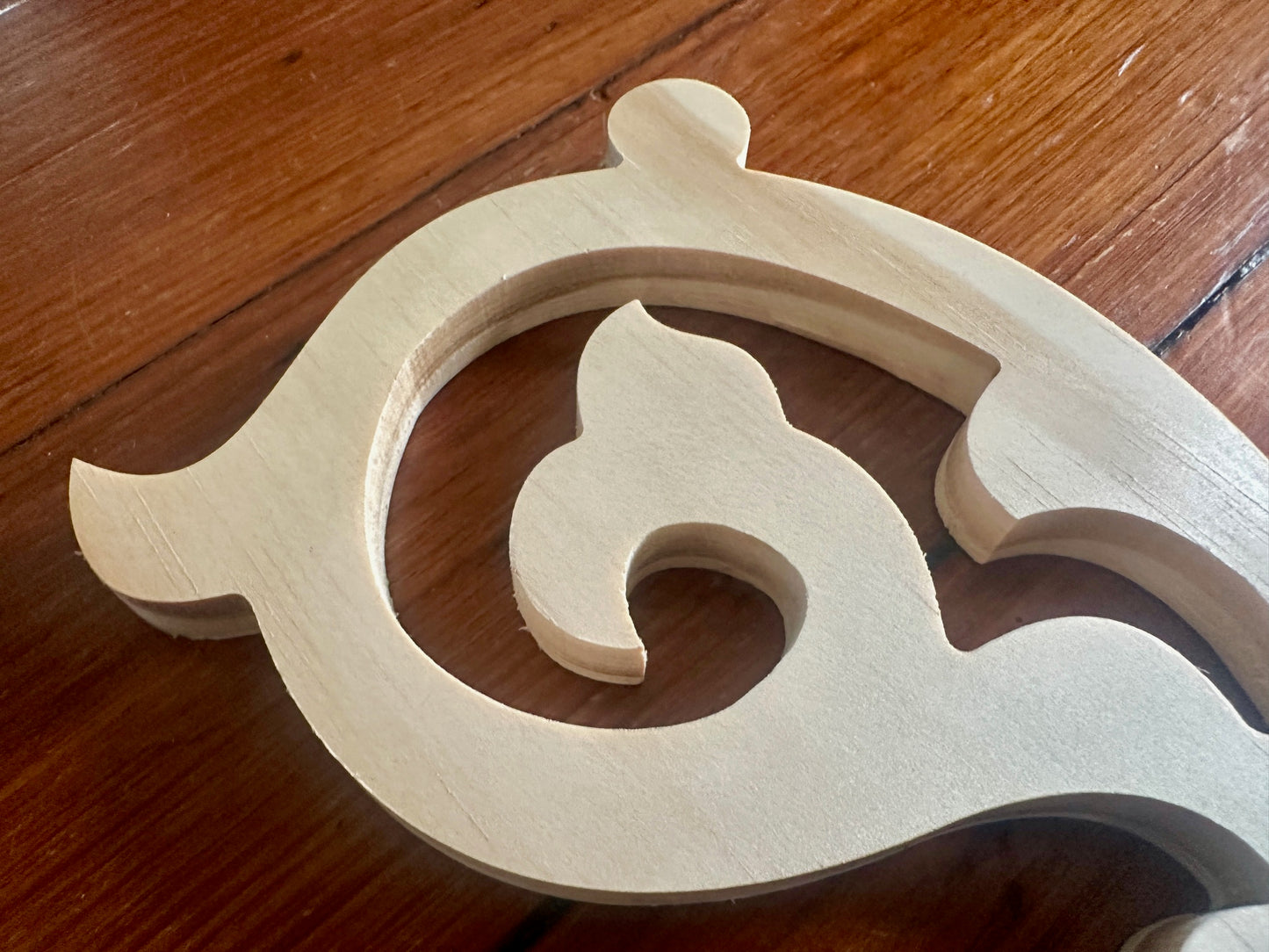 Vine & Leaves Stair Riser Brackets