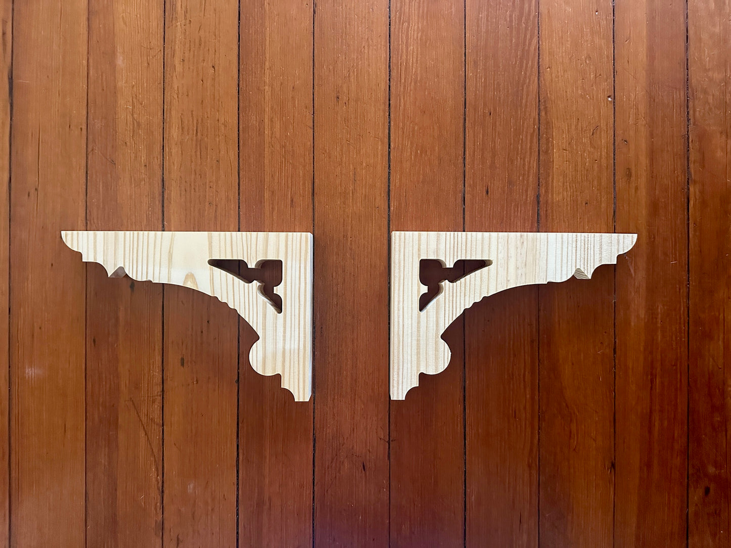 Cottage Scroll Porch Brackets