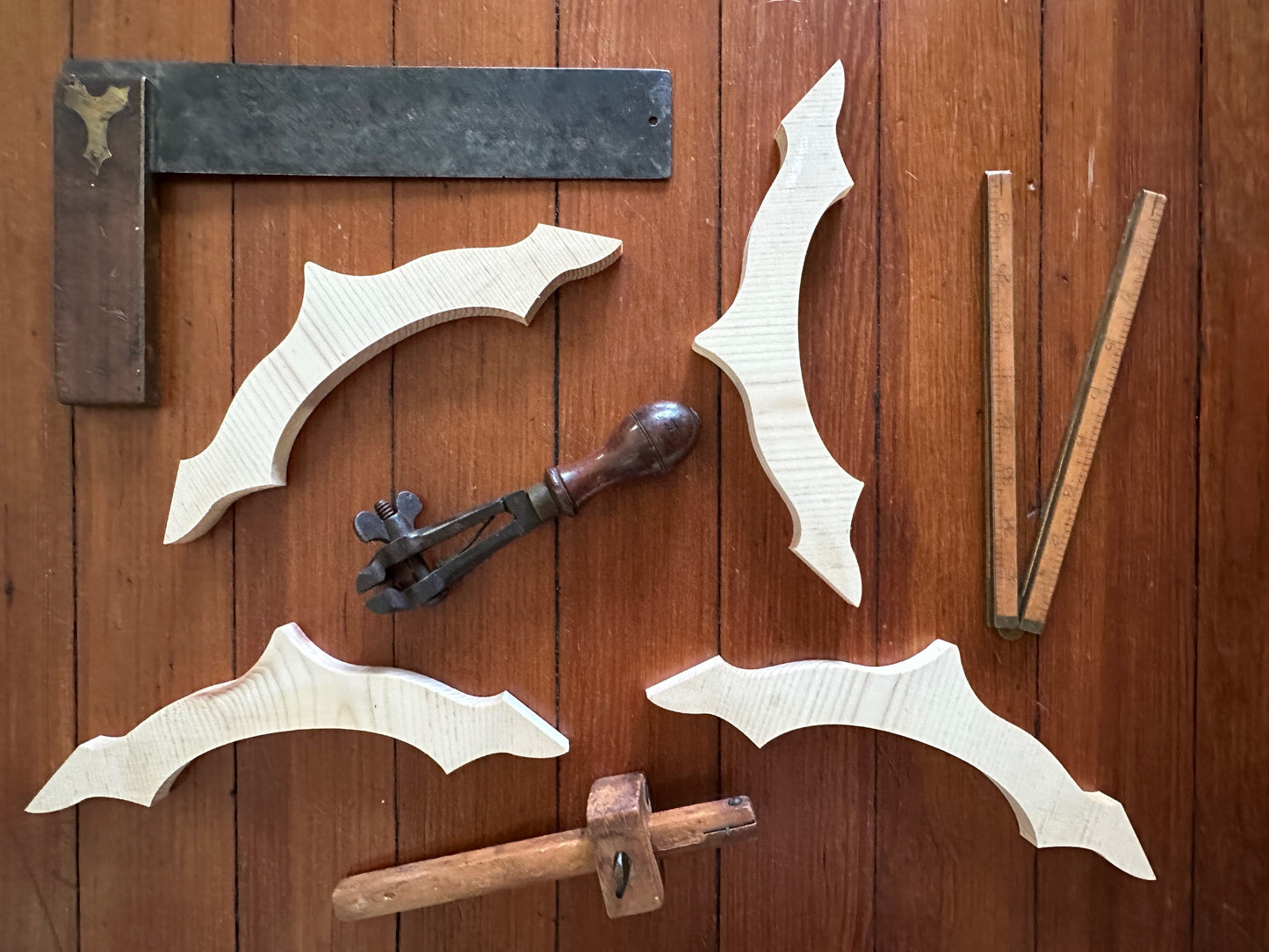 Edwardian Wood Trim Brackets